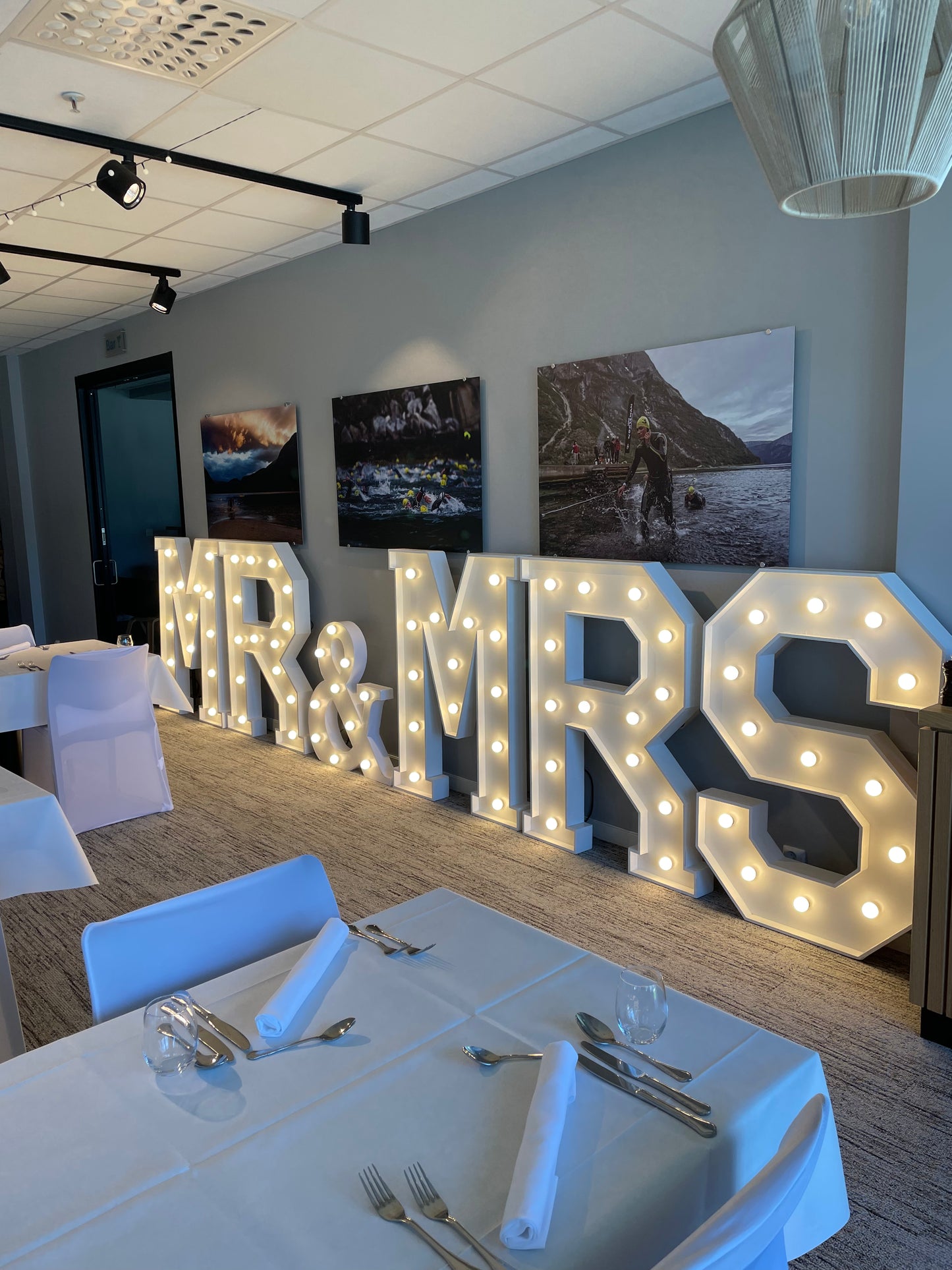 MR&MRS Marquee Bokstaver med Lys - Utleie